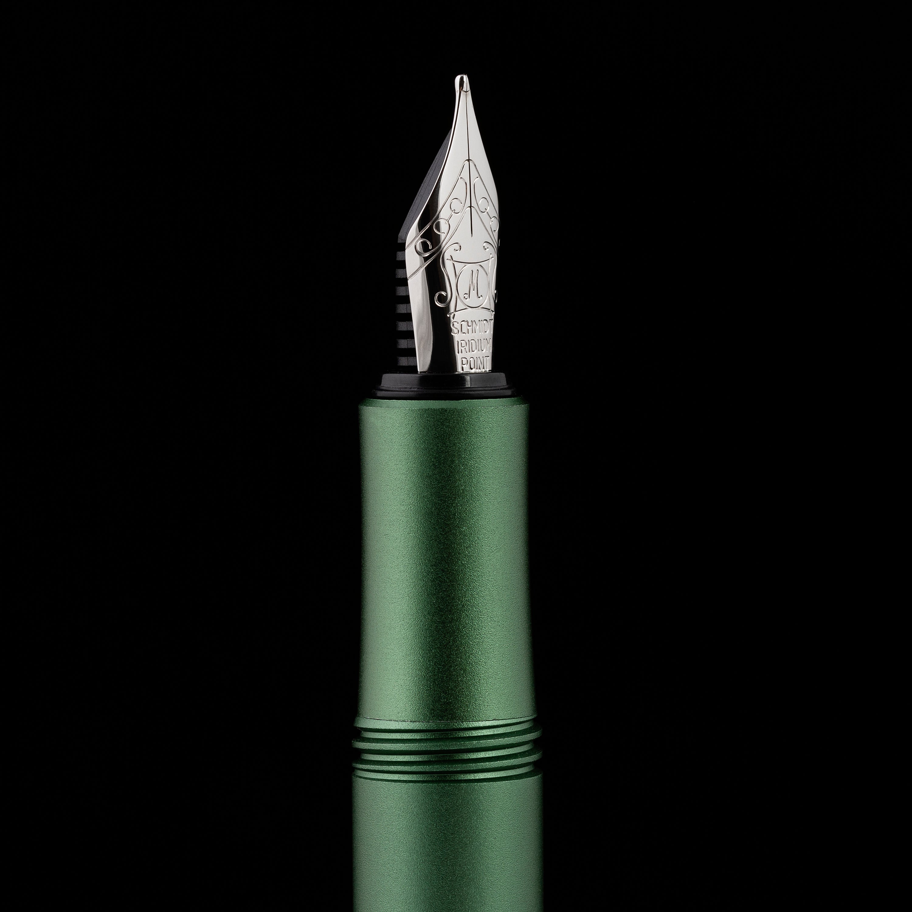 EDC Matt Green Fountain Pen - Medium Nib
