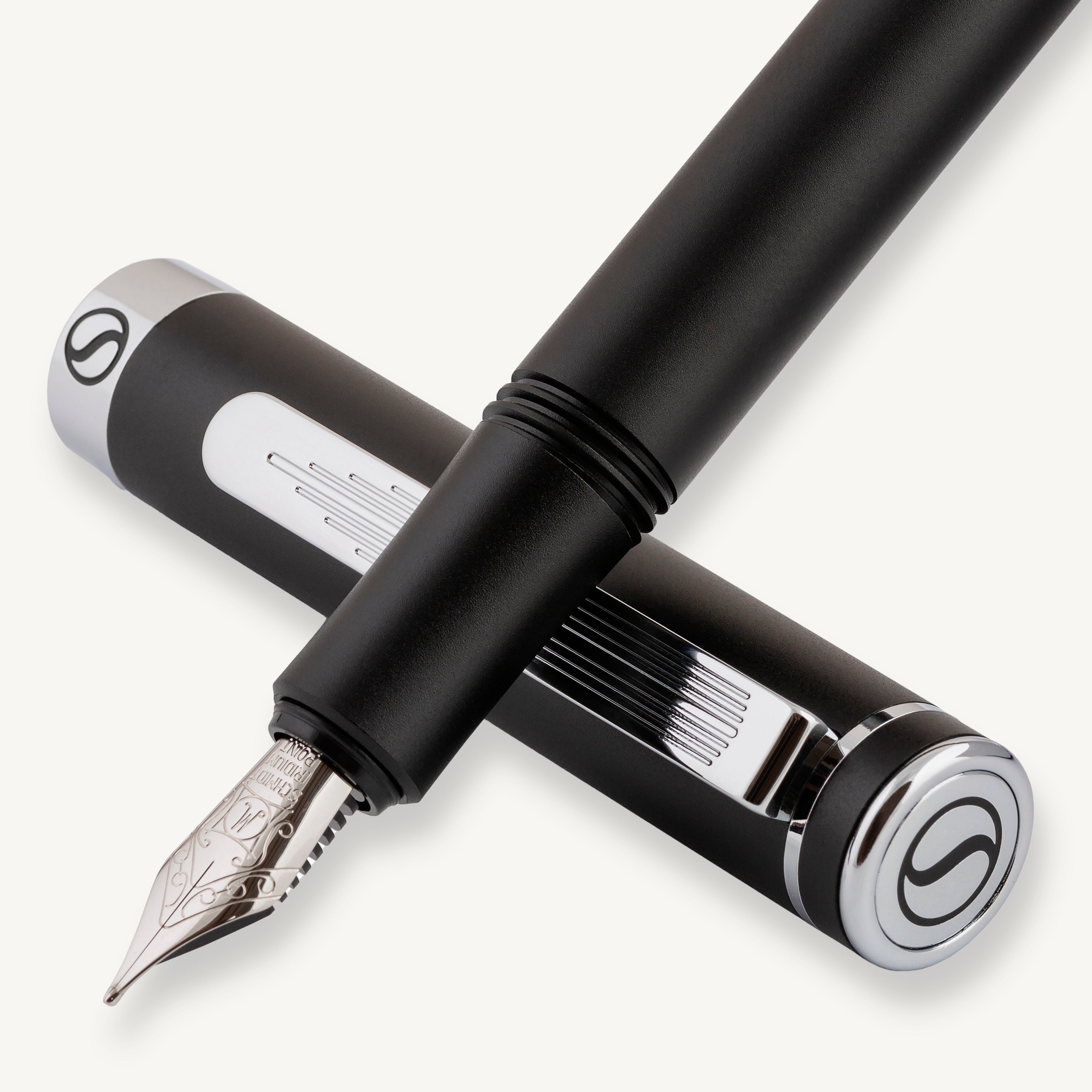 EDC Matte Black Fountain Pen - Medium Nib