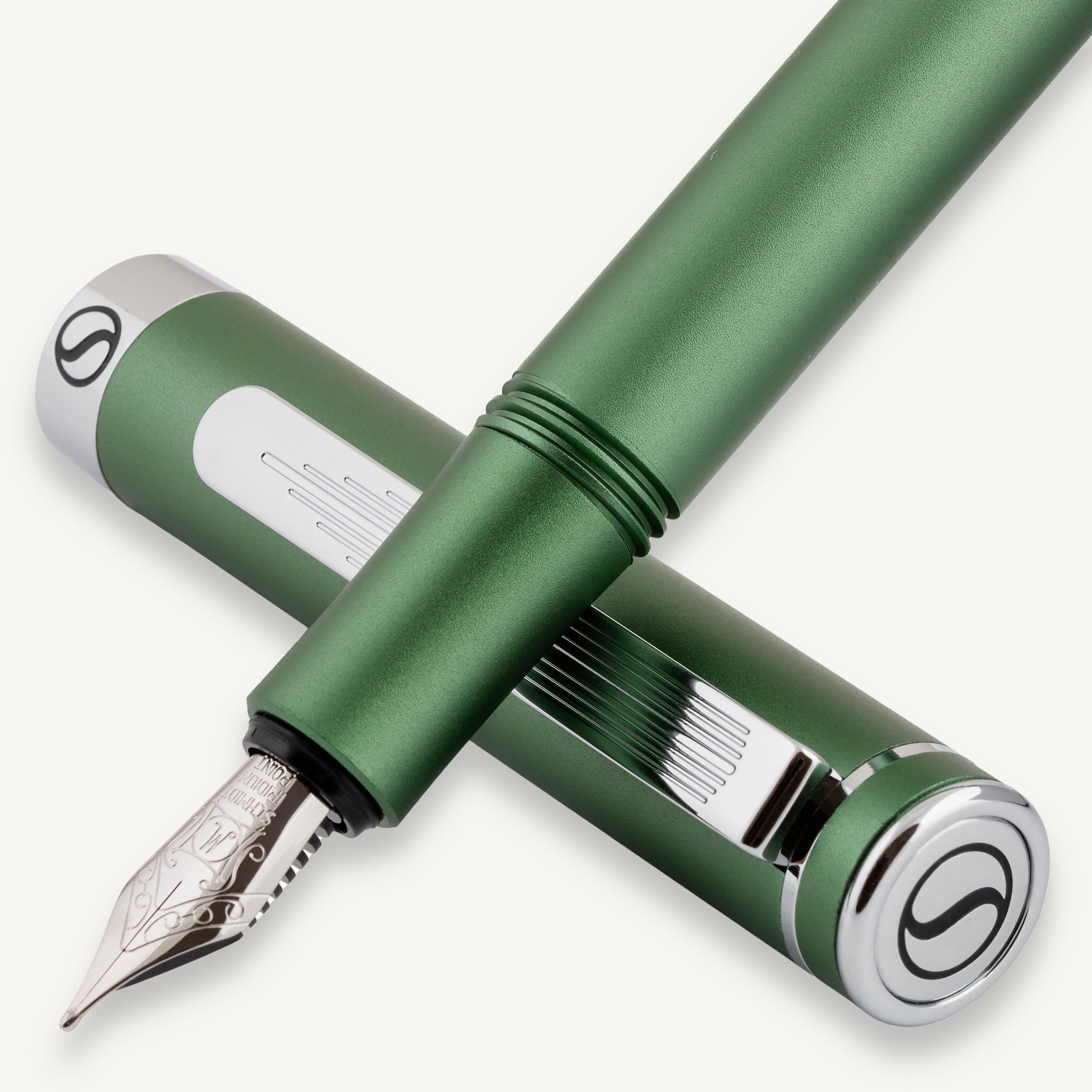 EDC Matte Green Fountain Pen - Medium Nib
