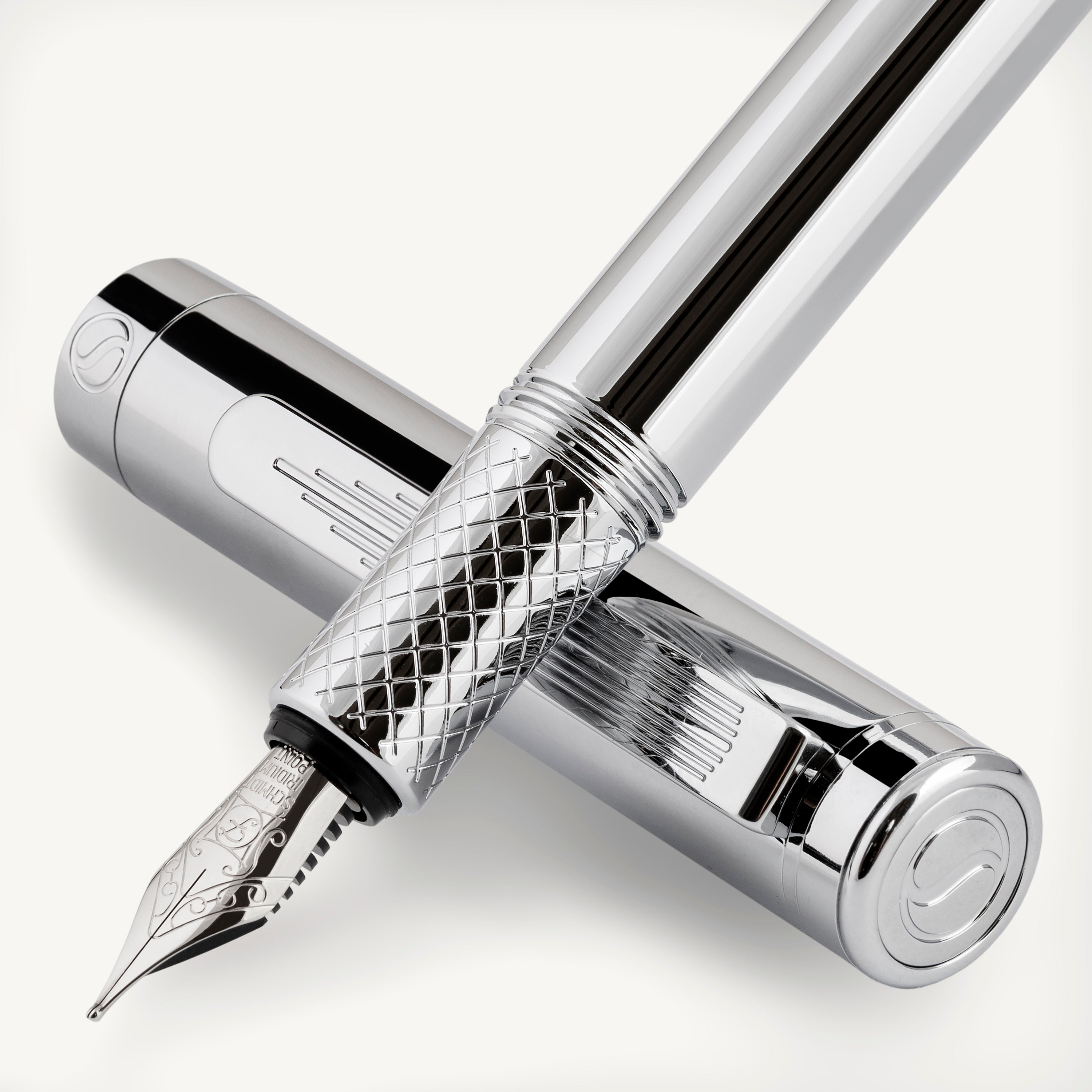 Scriveiner EDC Silver Chrome Fountain Pen - Fine Nib