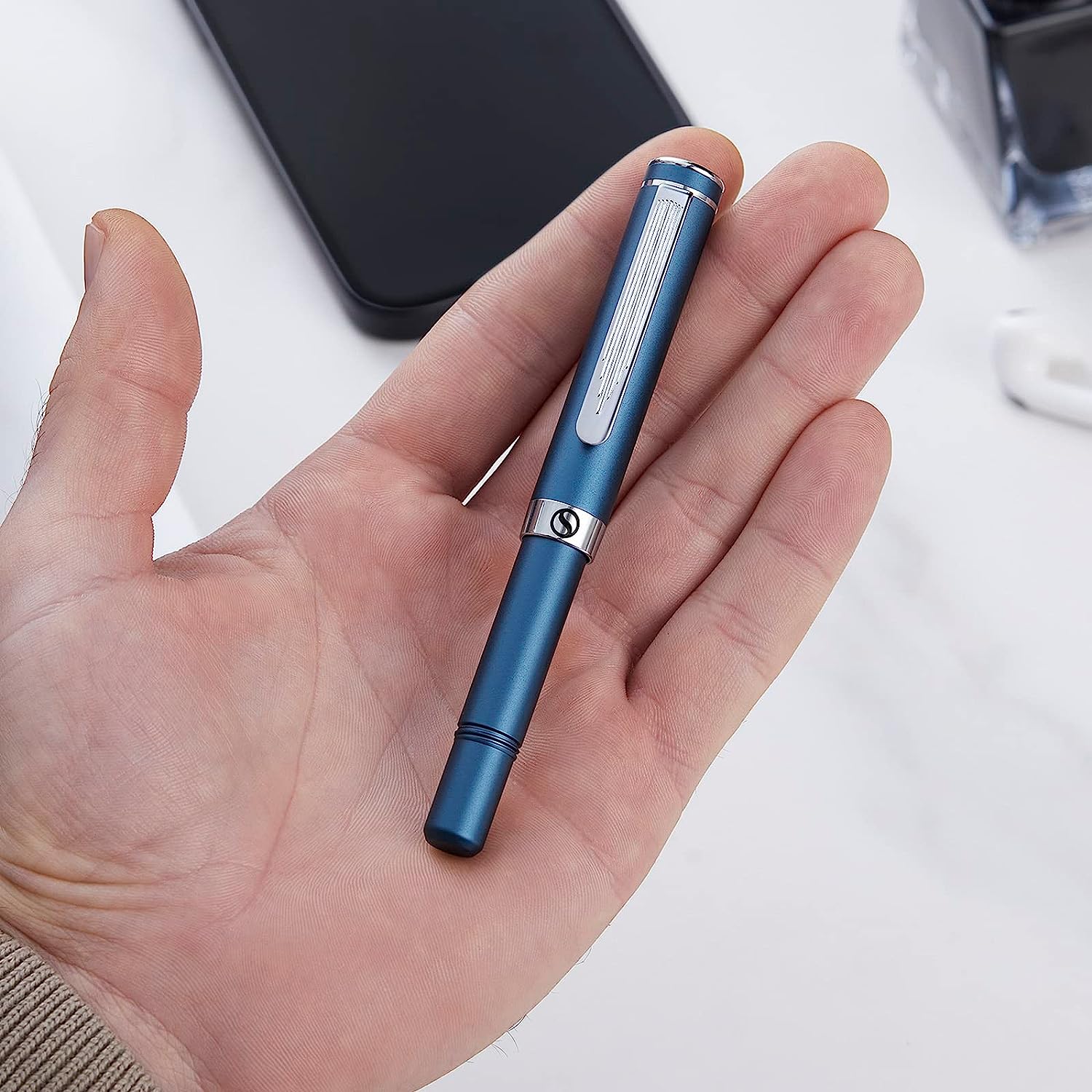 Scriveiner Luxury EDC Fountain Pen (Medium), Stunning Matt Blue Pocket Pen, Chrome Finish